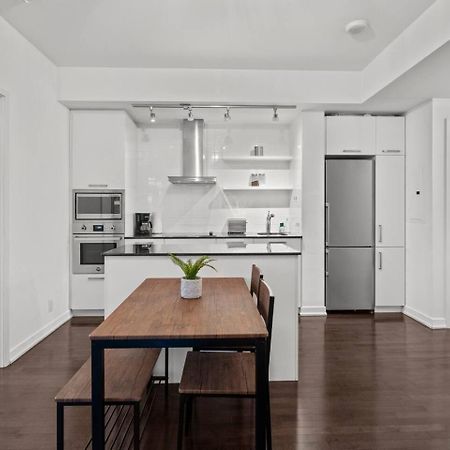 Home Away From Home Toronto Luaran gambar